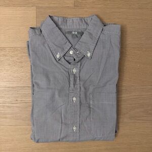 Uniqlo Men's Casual Gray Micro Gingham Slim Fit Button-Down Shirt